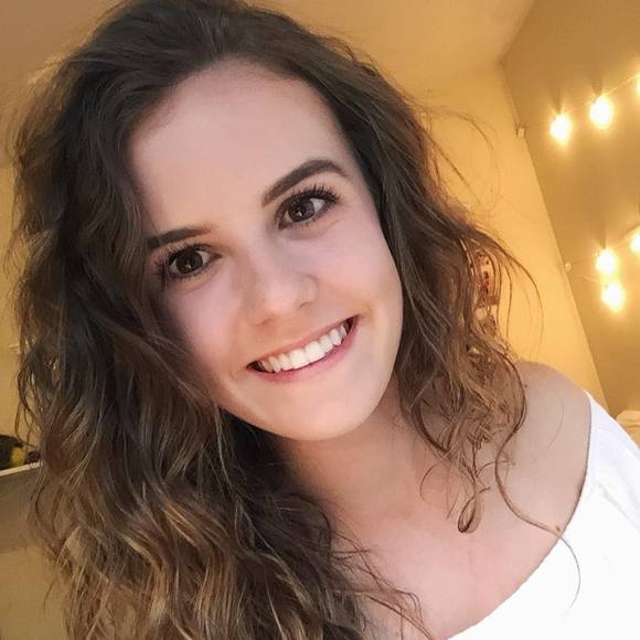 Meet your Posher, Emma - Picture 1 of 1